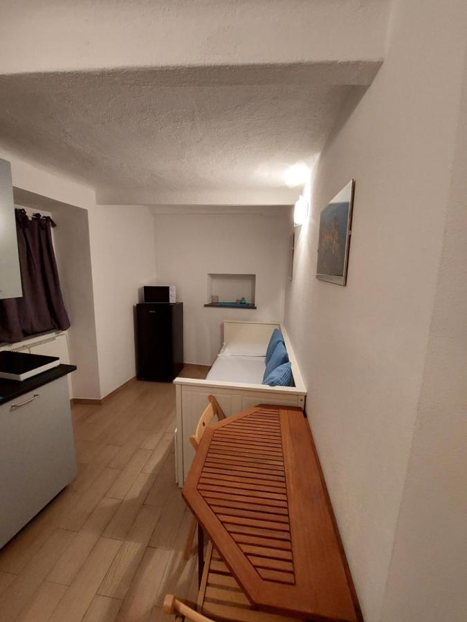 Mariasole Rooms فيرناتْسا المظهر الخارجي الصورة